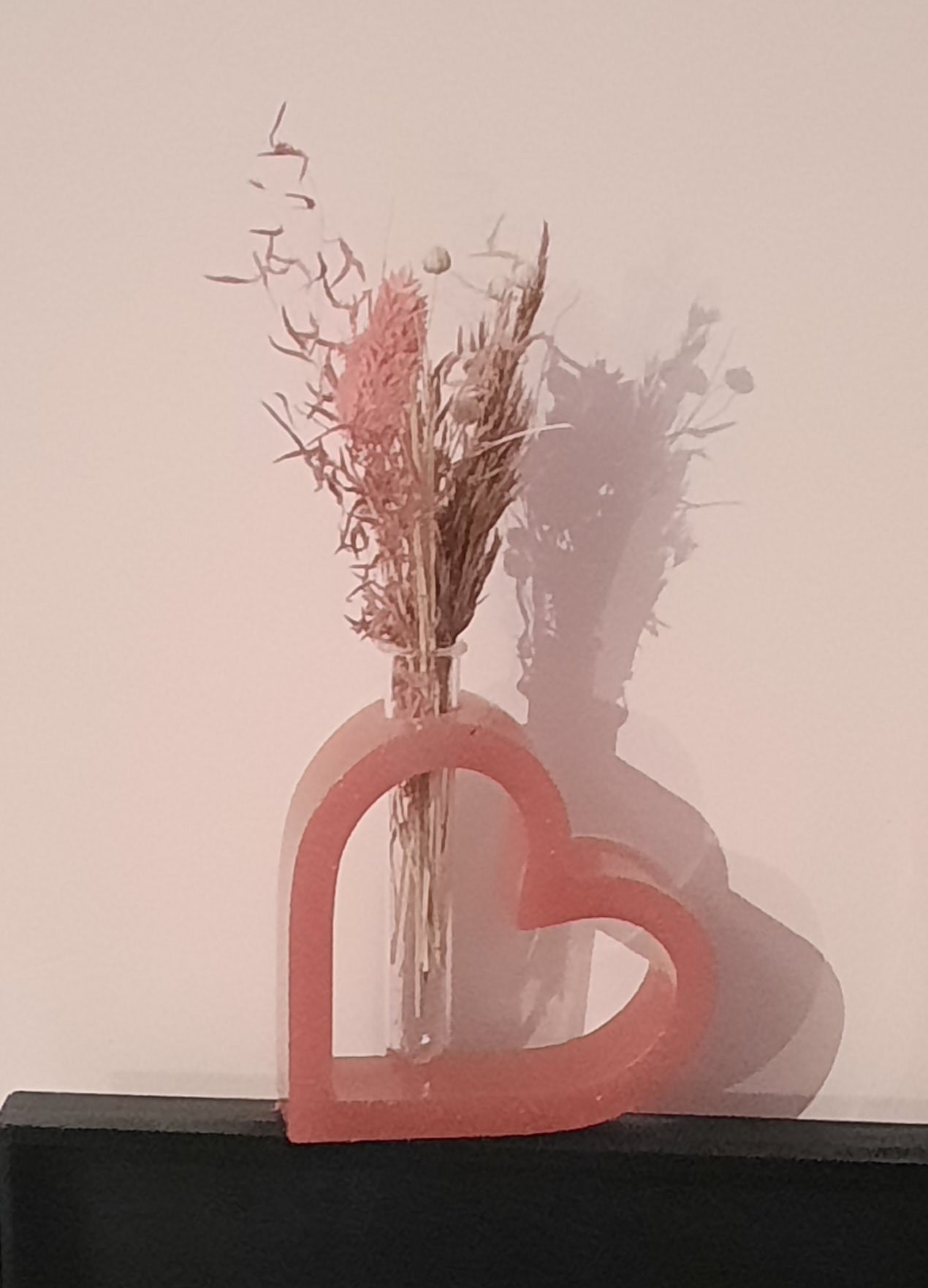 Epoxy hart met vaasje een droogbloemen
