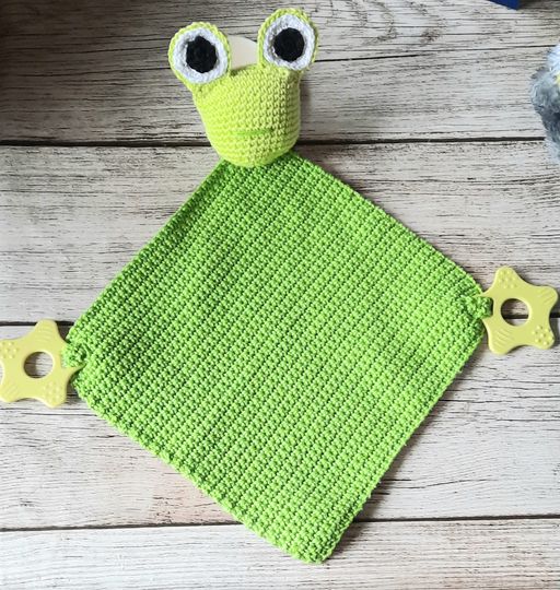 Gehaakte knuffel met bijtring Kikker